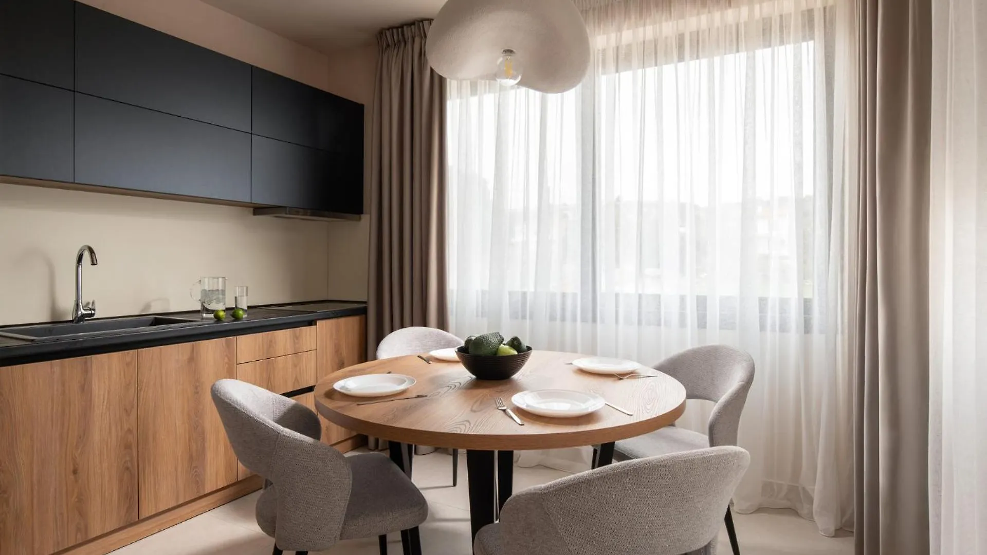 公寓式酒店 Anore Luxury Suites 尼基季
