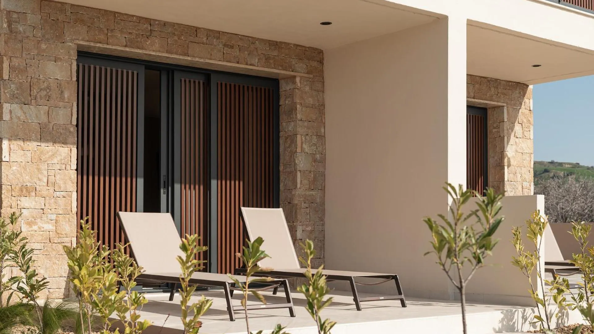 Anore Luxury Suites Νικήτη 0*,
