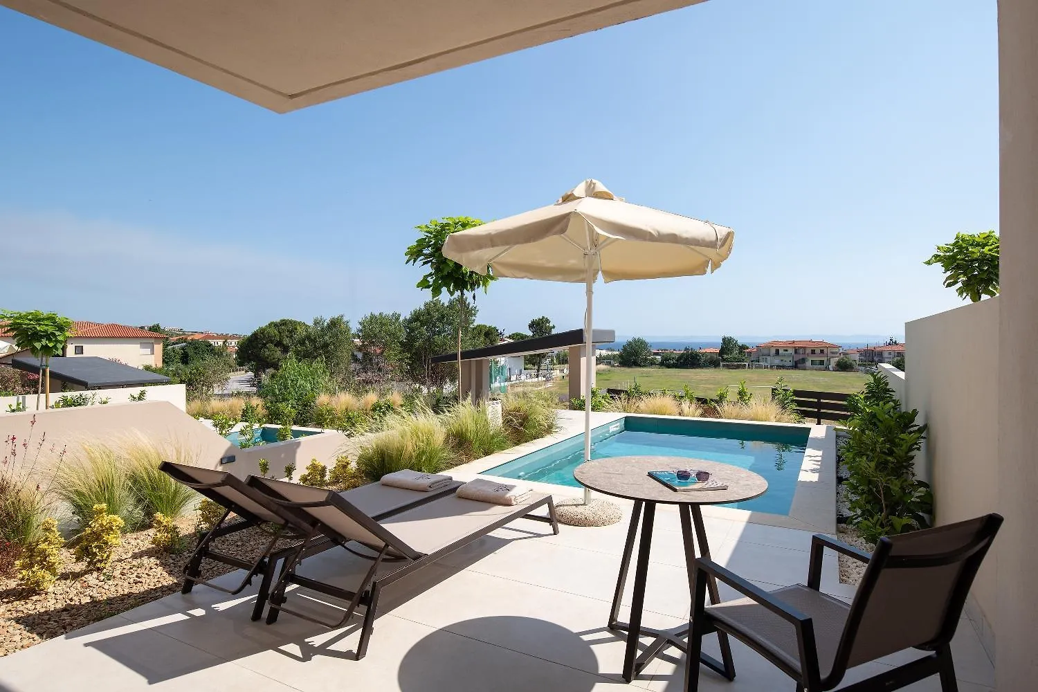 Anore Luxury Suites Nikiti